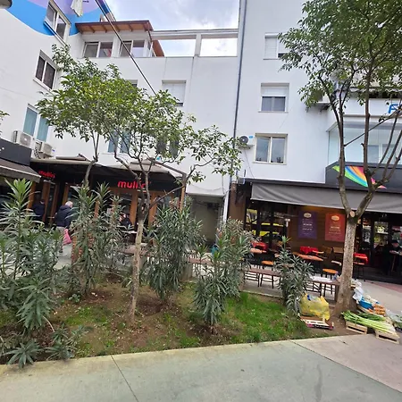 Twoviews Apartaments Tirana Exterior photo